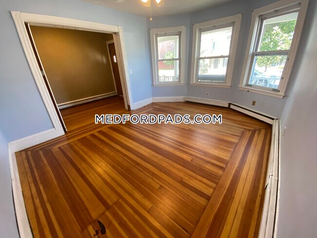 Photo - 198 Harvard St Unidad 1