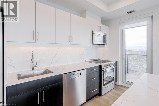 Photo - 1333 Weber St E Unité 1504