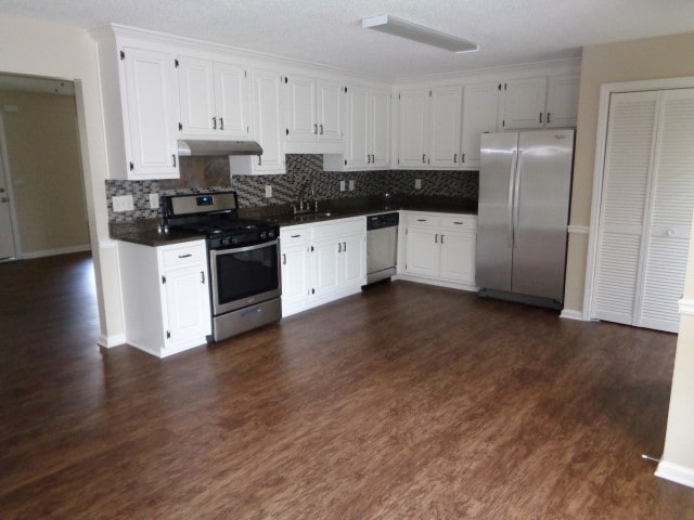 Photo - 404 Waverly Forest Ct