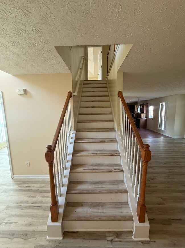 Photo - 4660 Duval Point Way SW