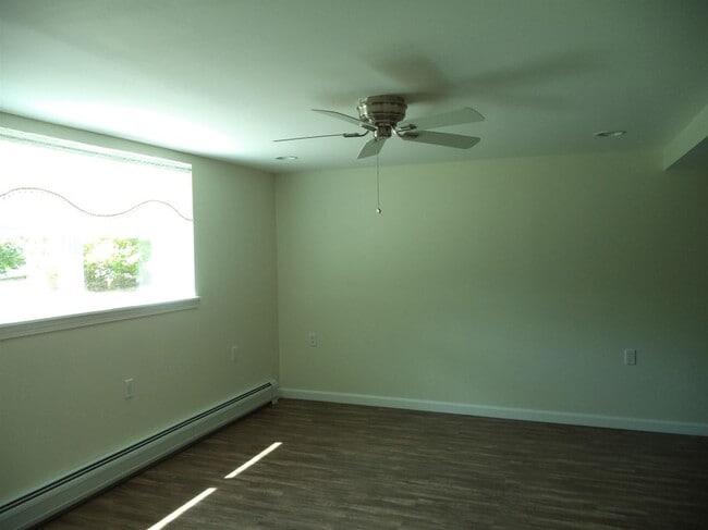 Photo - 387 Main St Unit 1
