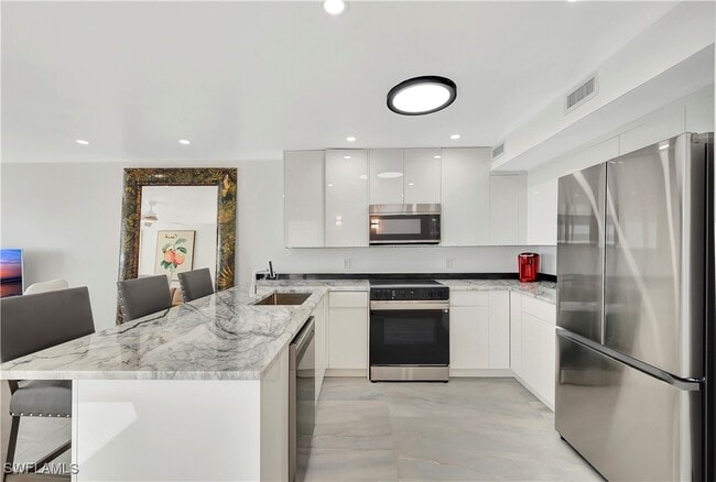 Photo - 25850 Hickory Blvd Unidad 109