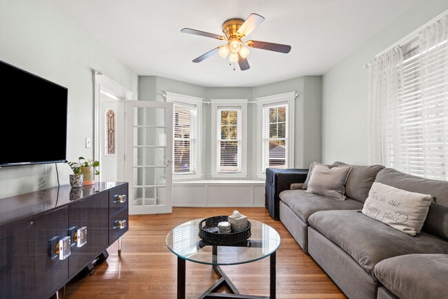 Photo - 6 Rowell Ave