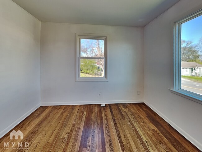 Photo - 1317 Davidson St