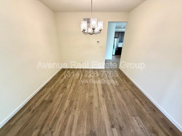 Photo - 713 Crested Pt Dr