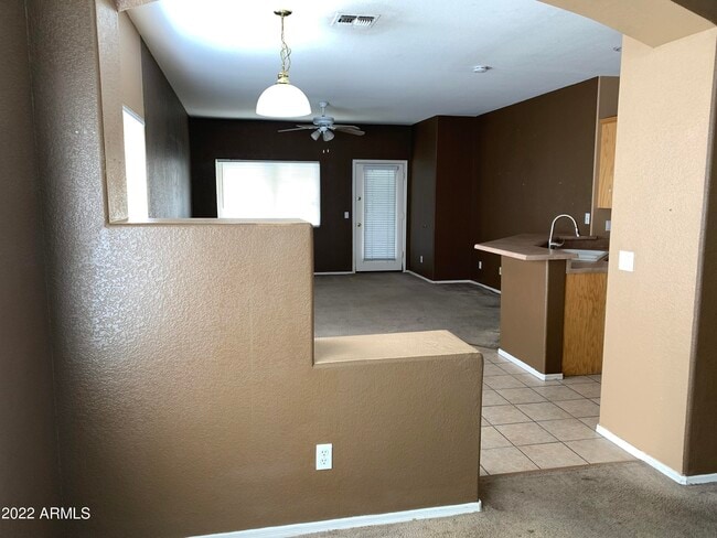 Photo - 810 S 124th Ave