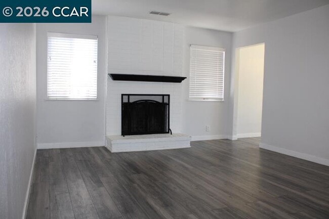 Photo - 130 Aster Ct