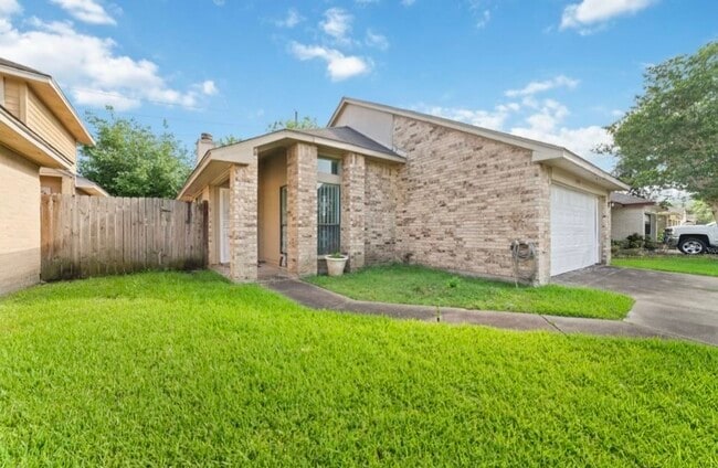 Photo - 13523 Bonilla Ln