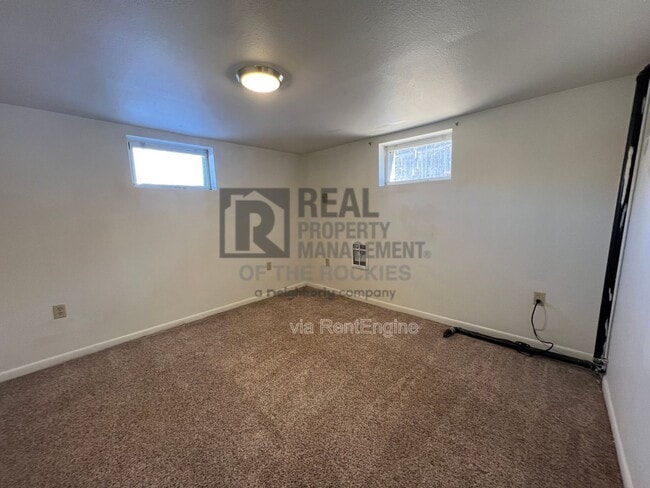 Photo - 916 E Flint St