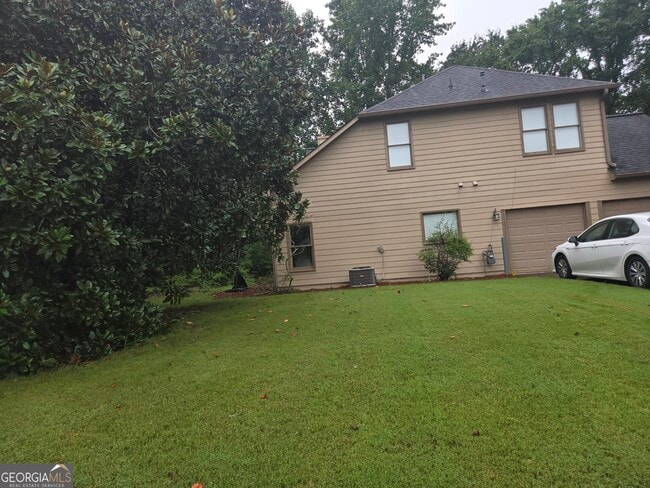 Photo - 3450 Evonvale Glen