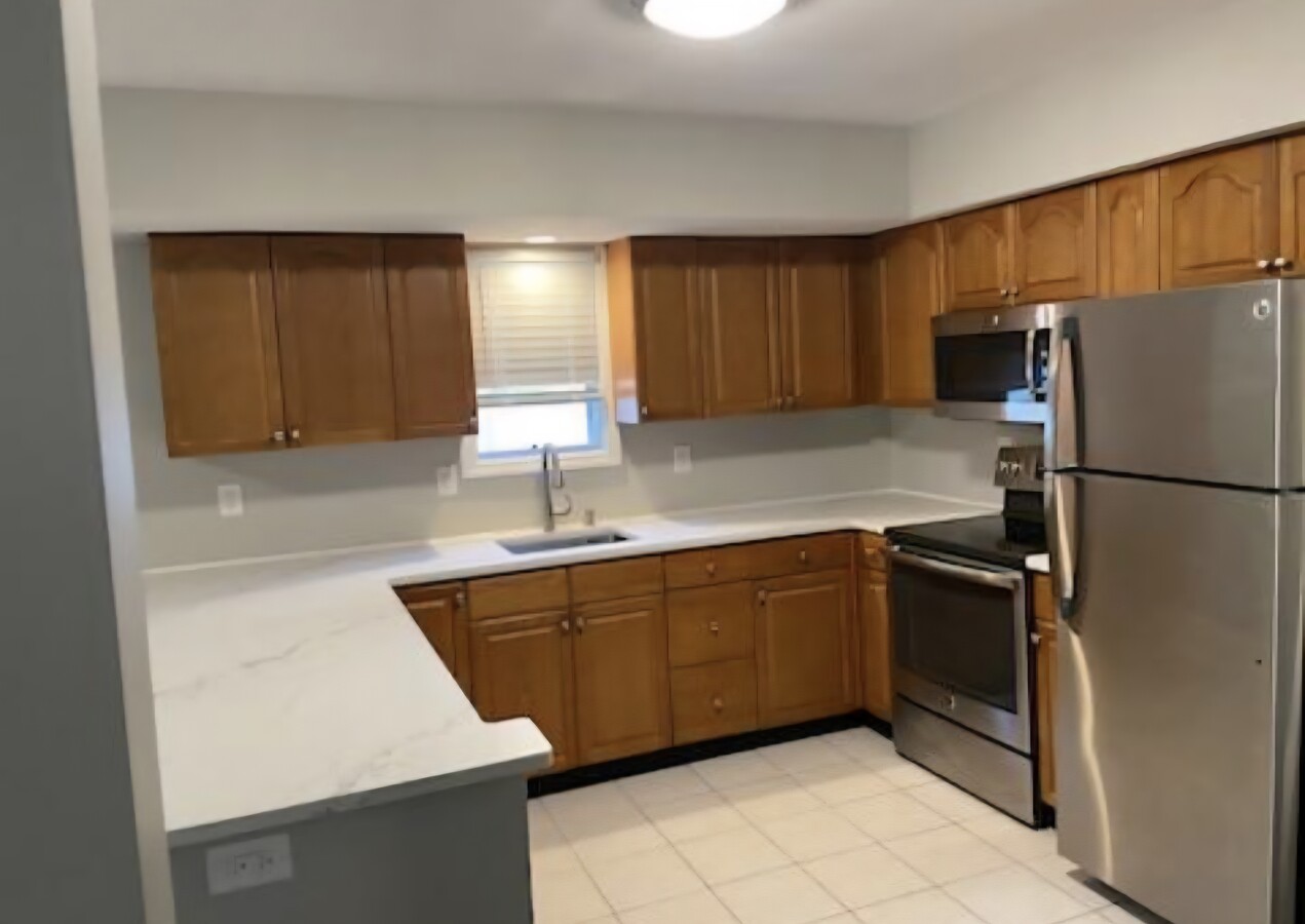 2 bd, 1 bth - 26 Cedarwood Dr House