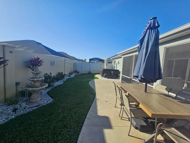 Photo - 5849 Seymour Ave