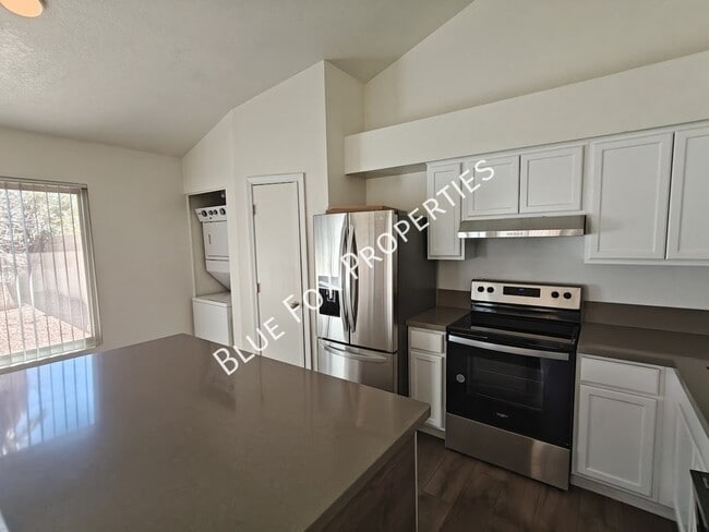 Photo - 3049 Avenida Destino