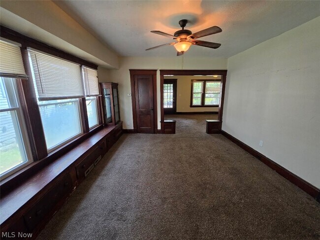 Photo - 4100 Mapledale Ave Unit #1