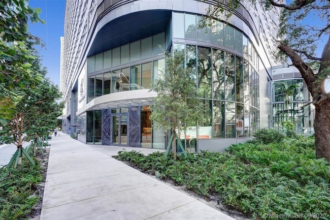 Photo - 1000 Brickell Plz Unit 22