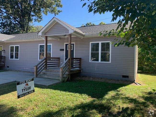 Building Photo - One story duplex Rental