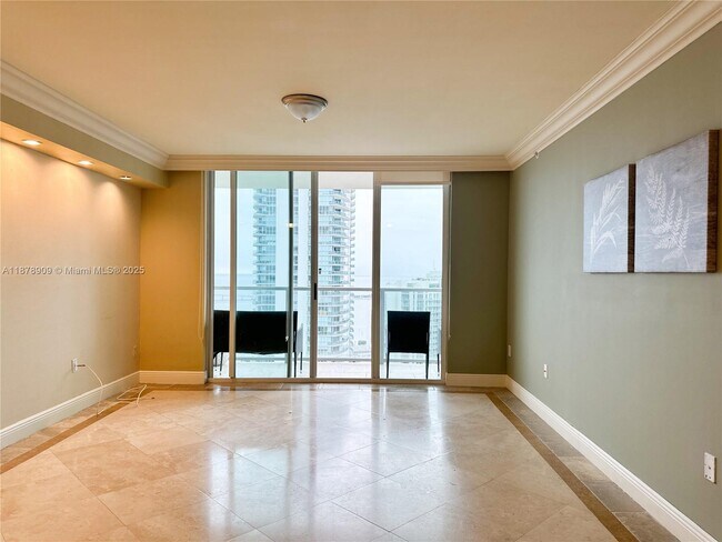 Photo - 1155 Brickell Bay Dr Unit 3303