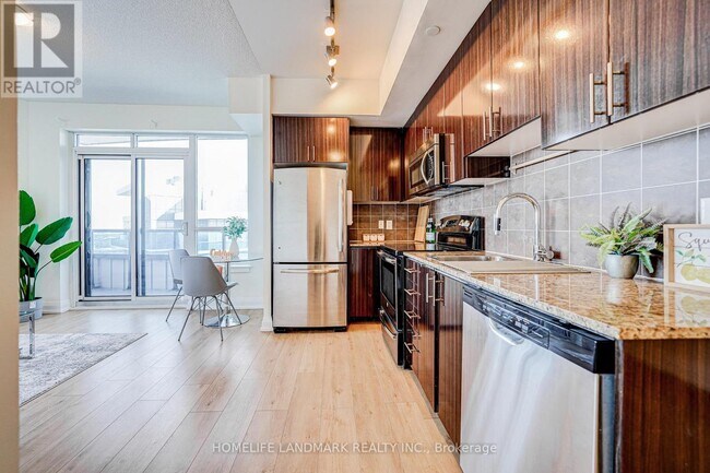 Photo - 7171 Yonge St Unit 2701
