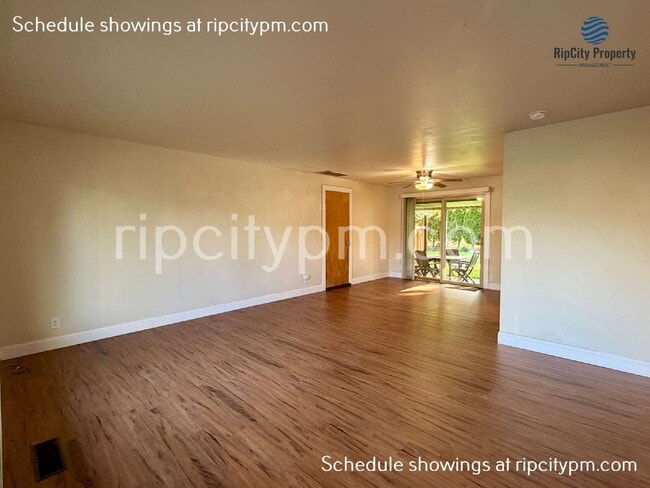 11430 SW 121st Ave