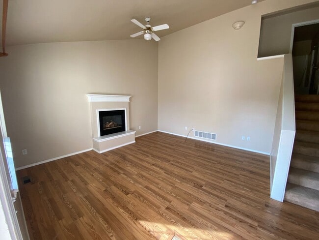 Photo - 4 Bed 2 Ba Home- Walking Distance to Emily Dickinson Elementary