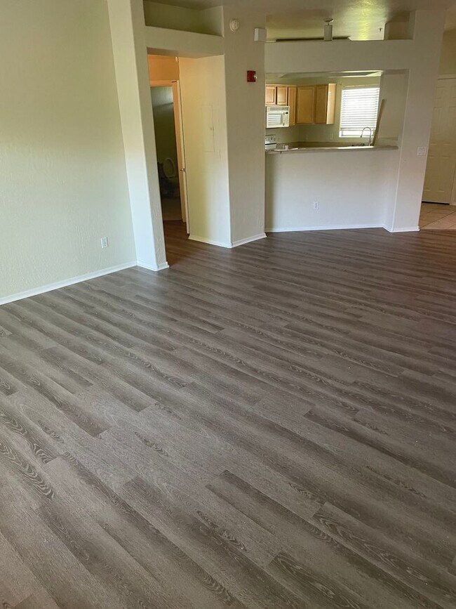 Photo - 1351 N Pleasant Dr