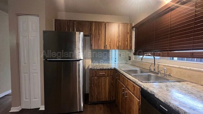 Photo - 507 Hunter Cir