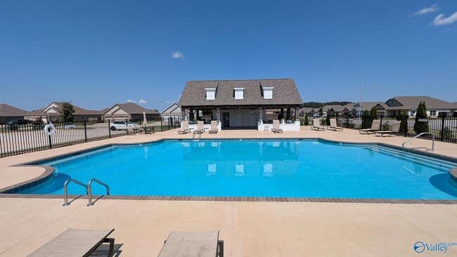 Photo - 207 Shangrila Wy