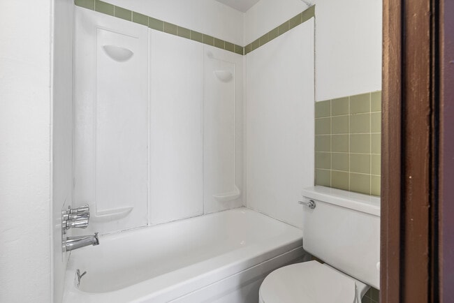 Photo - Forest Park Apartments