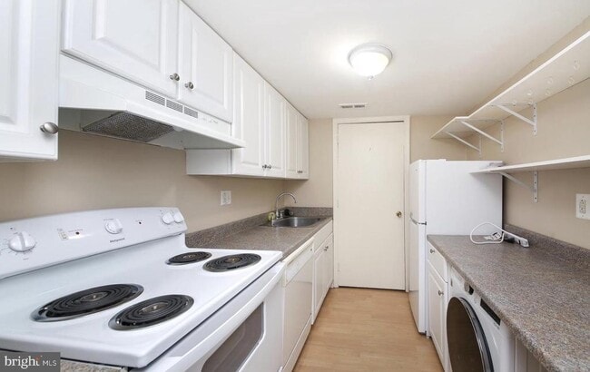 Photo - 159 Oberlin Terrace