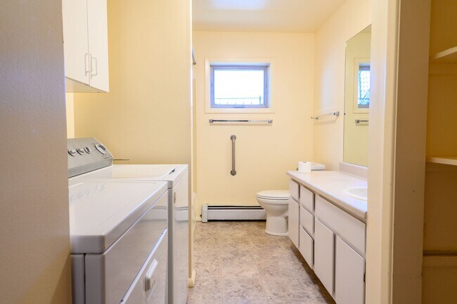 Photo - 302-308 N 11th Ave Unit 304 N 11th Ave