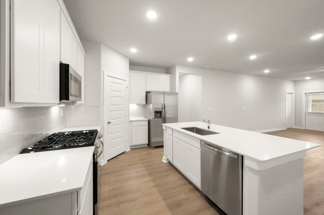 Photo - 8619 Blueberry Ash St