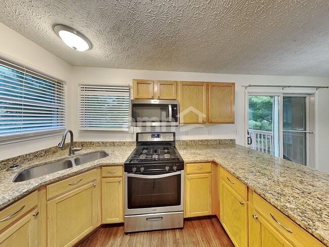 Photo - 9375 Magnolia Way