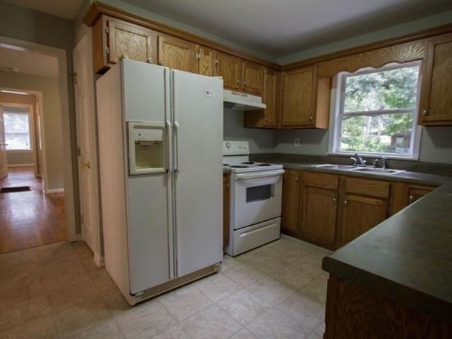 Photo - 2261 5th St NE