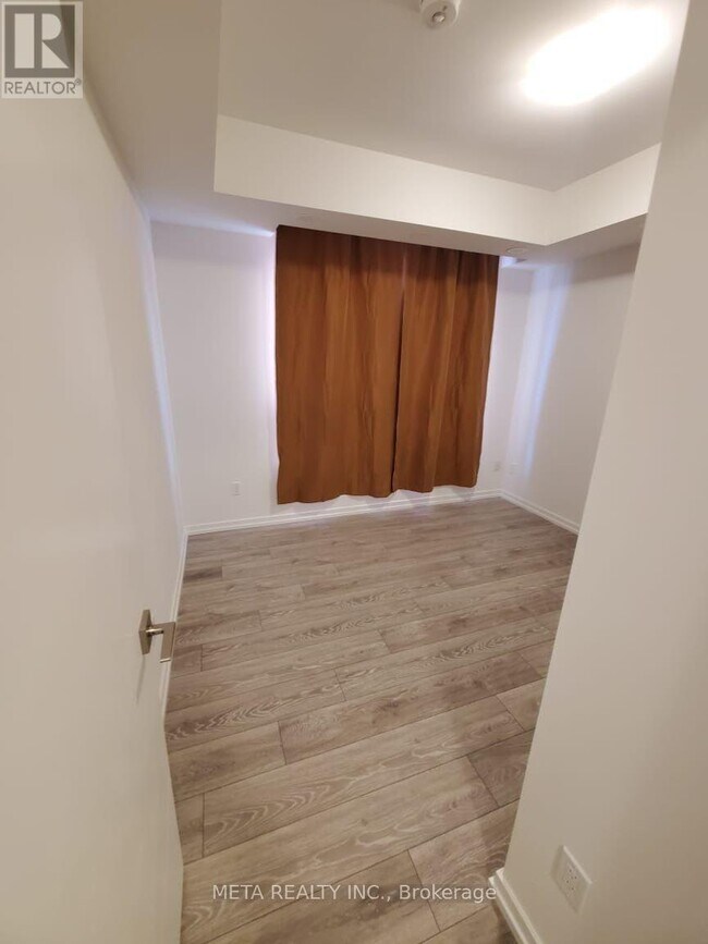 Photo - 22 Lytham Grn Cir