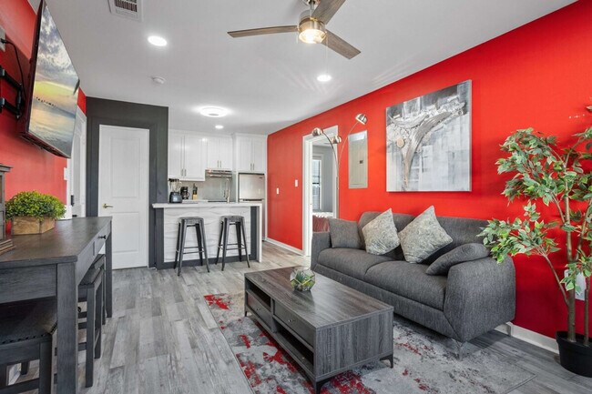 Photo - 2620 Arbor St Unidad FL2-ID1257725P