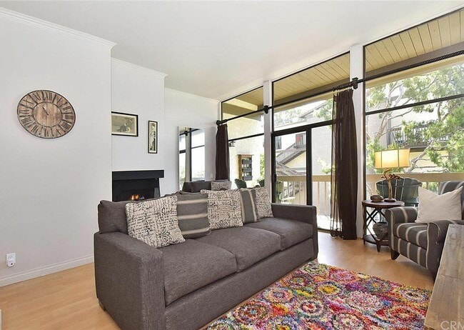 Photo - 7204 Marina Pacifica Dr S