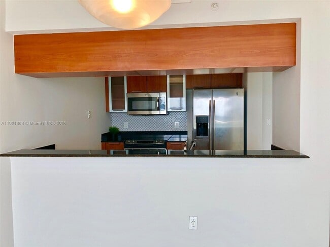 Photo - 1800 N Bayshore Dr Unit 1910