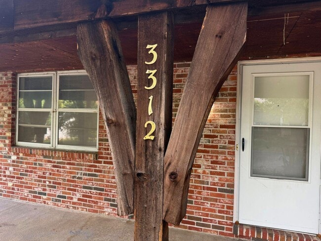 3312 Belle Meade Dr