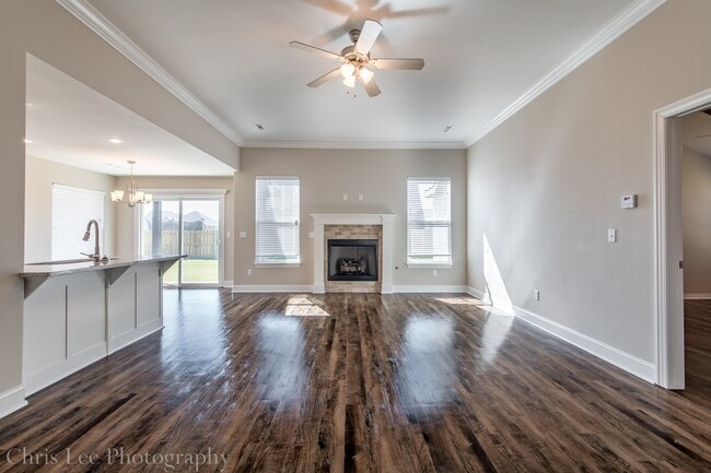 Photo - 3bed 2bath, LOADED w/Amenities near Stonebridge Meadows Country Club