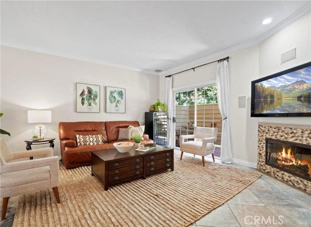 Photo - 300 Alpine St