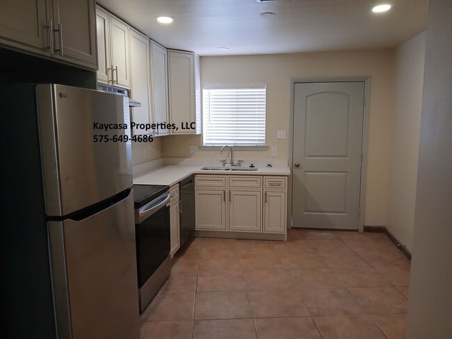 Photo - 1820 Rentfrow Ave Unit Apt 4