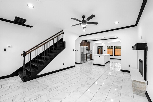 Photo - 13104 Donegal Way