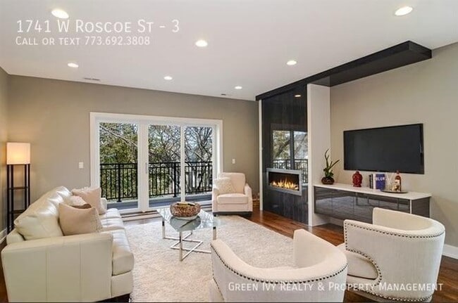 Photo - 1741 W Roscoe St Unit 3