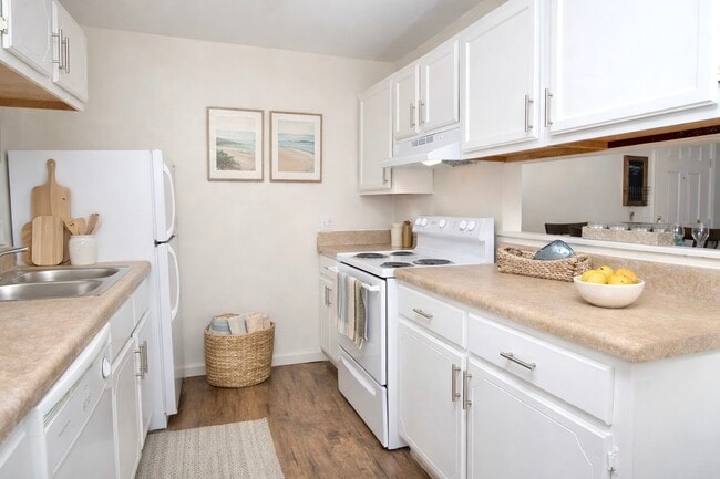 Courtyard Apartments at Cordova