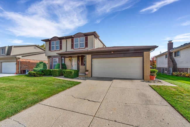 Photo - 197 Kings Way