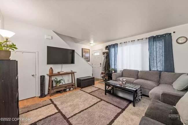 Photo - 301 N Spruce Dr Unit 3