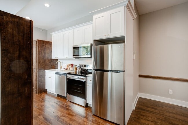 Photo - 2638 N 33rd St Unidad 2638 N 33rd St  -  c