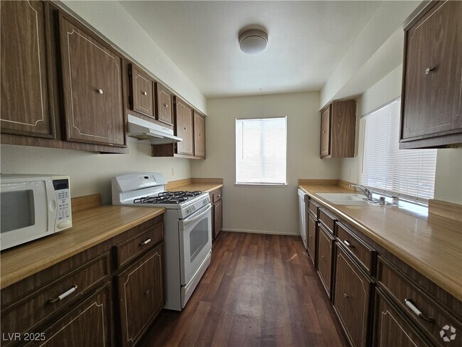 Building Photo - 5340 Retablo Ave Unit C Rental