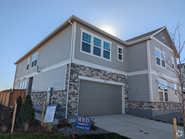 Building Photo - 4450 Barrow Ln Rental