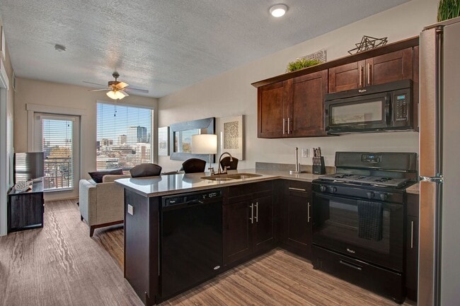 Velo on the Boulevard Kitchen - Velo on the Boulevard